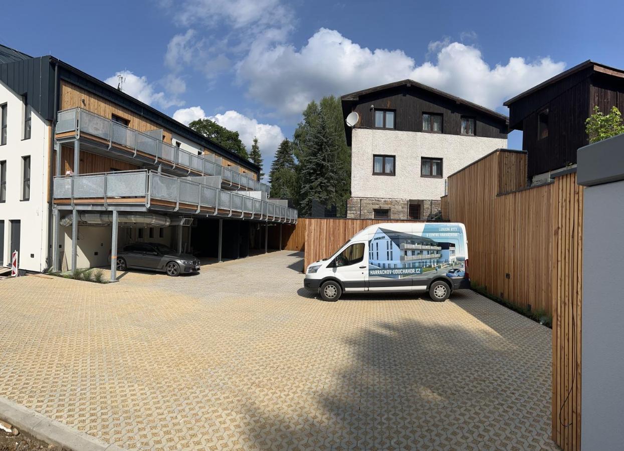 Luxusní Apartmán Grand: Central Harrachov with Private Terrace Exterior photo